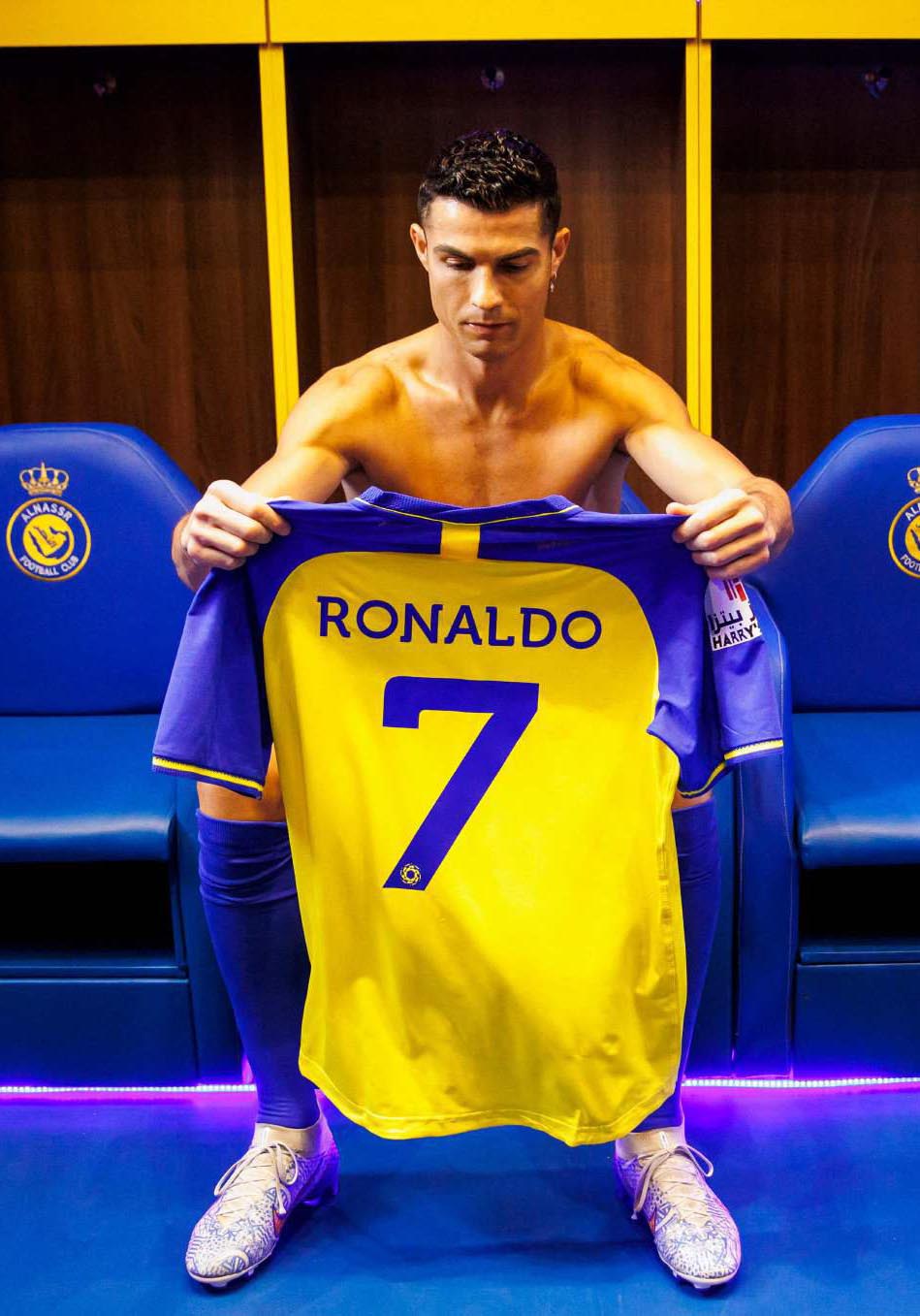 cristiano ronaldo al nassr wallpaper
