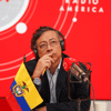 #6AMW | El presidente de la República, Gustavo Petro, está en los micrófonos de 6AM W, con Julio Sánchez Cristo, para hablar acerca de su Gobierno, los retos que ha tenido, los temas que le falta resolver, entre otros.